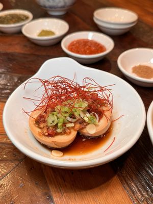KAMINARI GYOZA BAR by null
