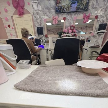 Sugarcoat & Beauty Bar - Nail Salons Near Me - Austin, Texas Sugarcoat & Beauty Bar - Nail Salons Near Me - Austin, Texas