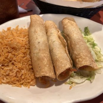 Jalapenos Mexican Restaurant - Chicken flautas- I did order my guacamole and sour cream in the side. - Mexican Near Me - Overland Park, Kansas Jalapenos Mexican Restaurant - Chicken flautas- I did order my guacamole and sour cream in the side. - Mexican Near Me - Overland Park, Kansas