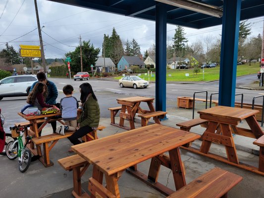 Guilder Coffee Company - Cully Neighborhood (Formerly Junior's Roasted Coffee) by null