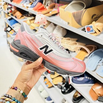 Marshalls - New Balance }:{ - Department Stores Near Me - Kemah, Texas Marshalls - New Balance }:{ - Department Stores Near Me - Kemah, Texas