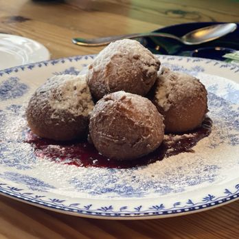 Cecilia - Breakfast & Brunch Near Me - Vancouver, Washington Cecilia - Breakfast & Brunch Near Me - Vancouver, Washington