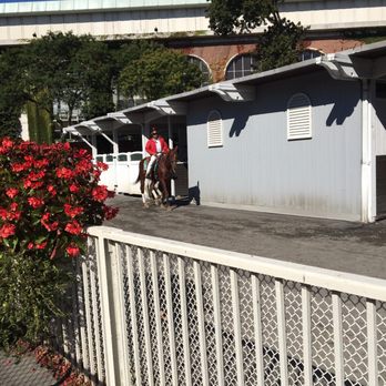 Belmont Park - Pretty walk - Stadiums & Arenas Near Me - Elmont, New York