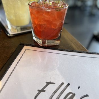 Ella’s - 93 'Til Infinity & Spicy Skinny Margarita - Pizza Near Me - Huntington, New York