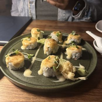 Kitchen Master - Bora Bora Sushi Roll - Sushi Bars Near Me - Suwanee, Georgia