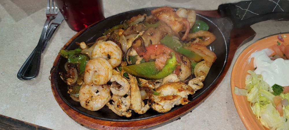 La Parrilla Mexican Grill