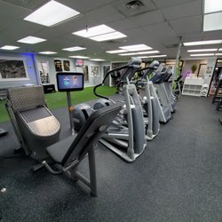 Legacy Lyfe - McCandless - State of the art E-Gym equipment for strengthening