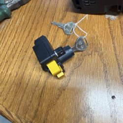 The Lock Doctor - The locking mechanism that I had lost the keys to. Now no longer keyless thanks to the Lock Doctor