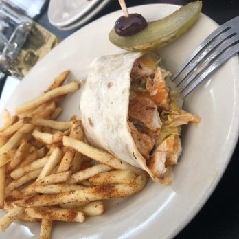 Estimes Cafe - Breakfast & Brunch Near Me - Colonia, New Jersey