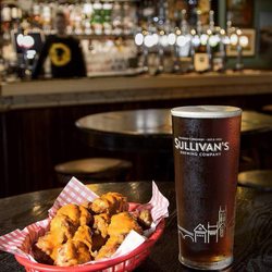Kiwi's Brew Bar - Wings and beer