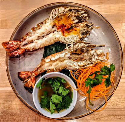 Delish Thai by null