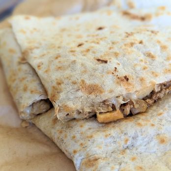 Tacos Papo - Chicken quesadilla, nice uniform thickness - Tacos Near Me - Union City, California Tacos Papo - Chicken quesadilla, nice uniform thickness - Tacos Near Me - Union City, California