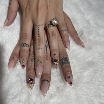 Afterhours Salon - Birthday special rhinestone designs - Waxing Near Me - La Jolla , California