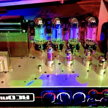 Pro AV Resource - RC Davis Tube Amp on the bench - Electronics Repair Near Me - San Francisco, California Pro AV Resource - RC Davis Tube Amp on the bench - Electronics Repair Near Me - San Francisco, California
