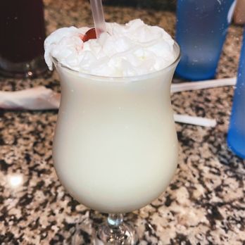 Moliendo cafe - Piña Colada - Colombian Near Me - Albany, New York Moliendo cafe - Piña Colada - Colombian Near Me - Albany, New York