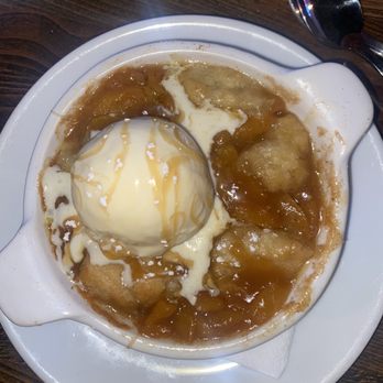 BLVD Grille - Gaming, Celler, & Cocktails - Peach cobbler - Wine Bars Near Me - Henderson, Nevada