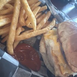 Grilled Chicken Breast Sandwich Grilled Chicken Breast Sandwich