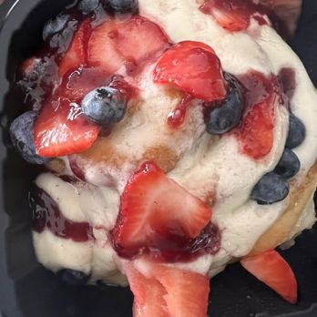 Cinnaholic - Very Berry Roll - Desserts Near Me - Atlanta, Georgia Cinnaholic - Very Berry Roll - Desserts Near Me - Atlanta, Georgia