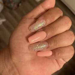 Phillip's Nails and Spa - Gel full set