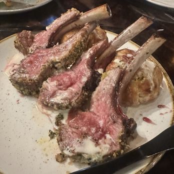 XO Restaurant - Asian Fusion Near Me - Honolulu, Hawaii