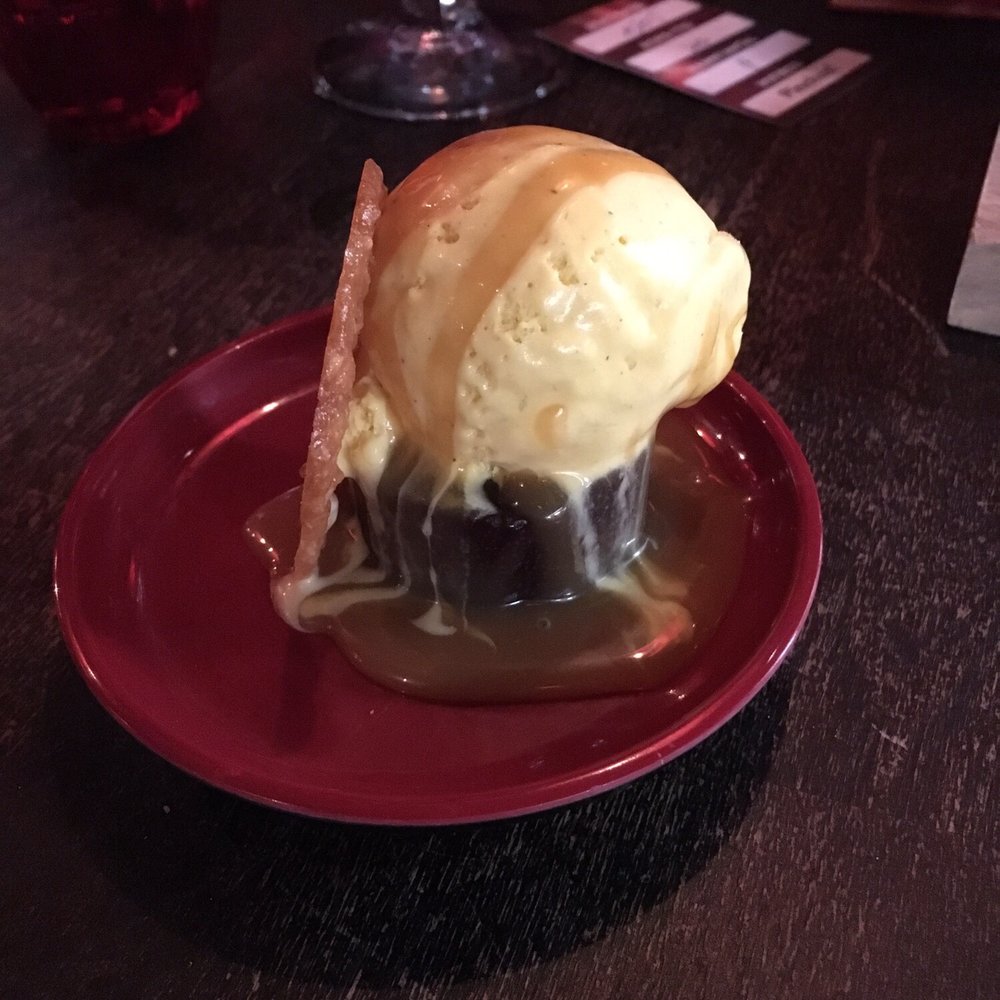 Pinchos - Chocolate fondant with vanilla ice cream and caramel sauce - Tapas/Small Plates Near Me - Malmö, M