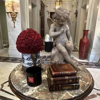 Cafe Sacher Wien - Cafes Near Me - Vienna, 9 Cafe Sacher Wien - Cafes Near Me - Vienna, 9
