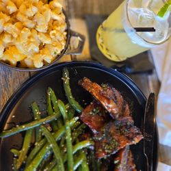 Korean BBQ Beef Short Ribs, Green Beans, Smoked Gouda Mac & Cheese, and a Peach Margarita