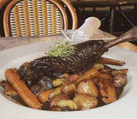 La Poubelle Bistro & Bar by null