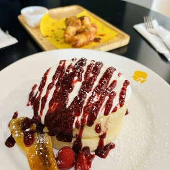 Fluffy Fluffy - Raspberry banana with side of tots - Desserts Near Me - Frisco, Texas Fluffy Fluffy - Raspberry banana with side of tots - Desserts Near Me - Frisco, Texas