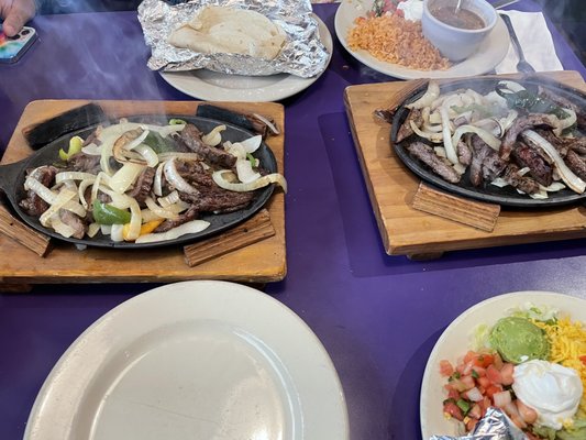 El Mercado Restaurant by null