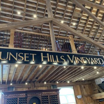 Sunset Hills Vineyard - Wineries Near Me - Purcellville, Virginia Sunset Hills Vineyard - Wineries Near Me - Purcellville, Virginia