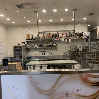 Kate Weiser Chocolate - Trinity Groves - Desserts Near Me - Dallas, Texas Kate Weiser Chocolate - Trinity Groves - Desserts Near Me - Dallas, Texas