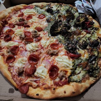 MOMBO’S PIZZA - Updated July 2024 - 138 Photos & 446 Reviews - 1880 ...