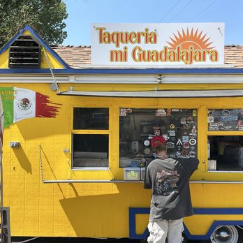 Taqueria Mi Guadalajara - El camino - Food Trucks Near Me - Bishop, California Taqueria Mi Guadalajara - El camino - Food Trucks Near Me - Bishop, California