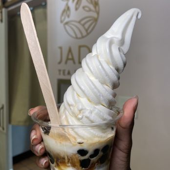 Jade Tea House - Vanilla Soft Serve - Desserts Near Me - Davie, Florida Jade Tea House - Vanilla Soft Serve - Desserts Near Me - Davie, Florida