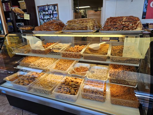 Raja Sweets & Indian Cuisine by null