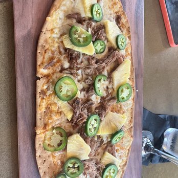 Brazin American Pub & Eatery - Hawaiian flatbread - New American Near Me - Eden Prairie, Minnesota