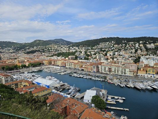 Colline du Château by null