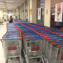 Esselunga - Hanno messo i carrelli nuovi che funzionano anche con i 2 euro