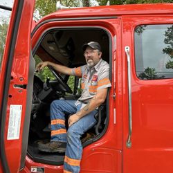 Tom's 24 Hour Towing