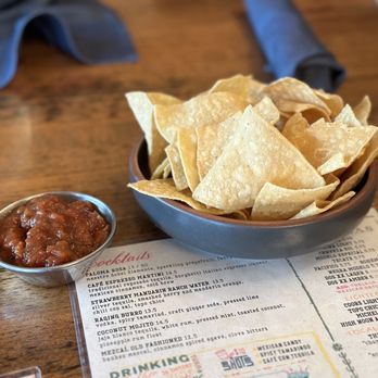 Blanco Cocina + Cantina - a bowl of chips and a bowl of salsa - Tacos Near Me - Phoenix, Arizona Blanco Cocina + Cantina - a bowl of chips and a bowl of salsa - Tacos Near Me - Phoenix, Arizona
