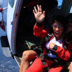 Skys the Limit Skydiving Center - About to jump off!!