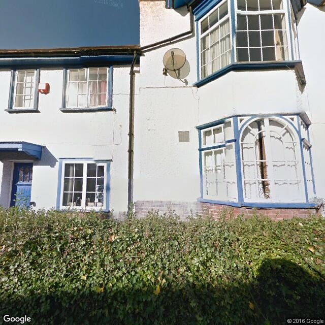 CONSTITIONAL CLUB 13a Linden Road, Leatherhead, Surrey, United