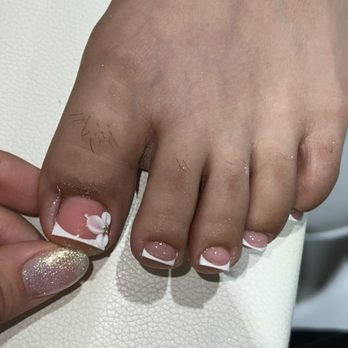 Angelanaildit - Acrylic toe service!! No tips added! Acrylic is laid over natural nail only!!! All dry pedicure only! - Nail Technicians Near Me Angelanaildit - Acrylic toe service!! No tips added! Acrylic is laid over natural nail only!!! All dry pedicure only! - Nail Technicians Near Me