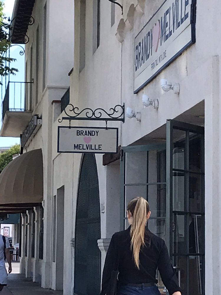 BRANDY MELVILLE 65 Reviews 939 State St, Santa Barbara, California