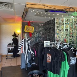 I Scream Sundae - Inside