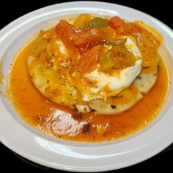 El Nuevo Ilobasco - Pupusa ranchera.