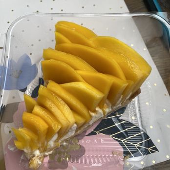 Urban Plates - Mango Tart Slice - New American Near Me - Carlsbad, California Urban Plates - Mango Tart Slice - New American Near Me - Carlsbad, California