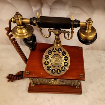 Hotel Du Pont - Antique phone - Hotels Near Me - Wilmington, Delaware Hotel Du Pont - Antique phone - Hotels Near Me - Wilmington, Delaware