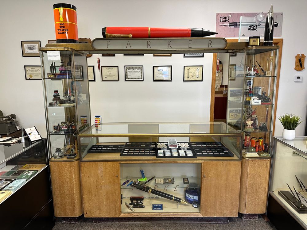 FOUNTAIN PEN RECYCLER Updated September 2024 16 Photos 10910 S Shore Dr, Minneapolis